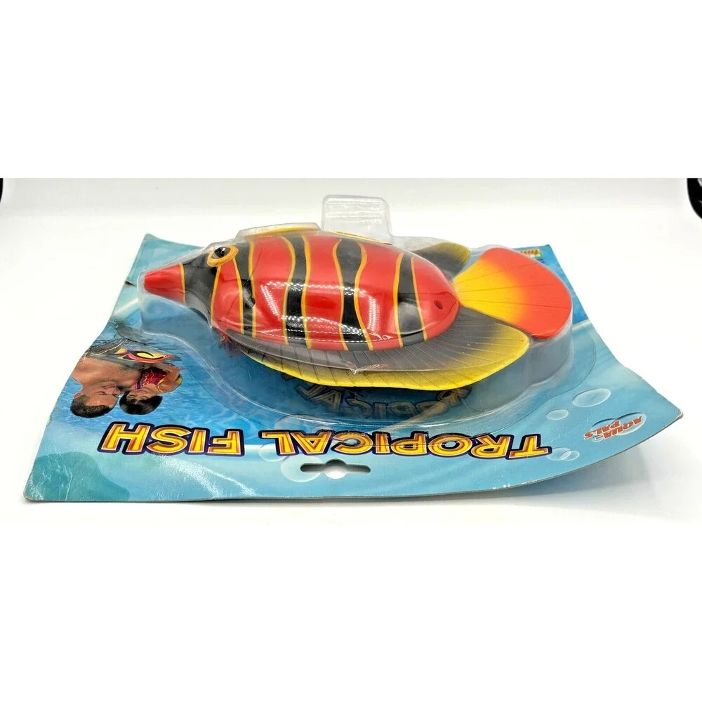 Aqua Pals Tropical Fish Pool Toy Battery Operated NOS 2002 Interactive Play 8400